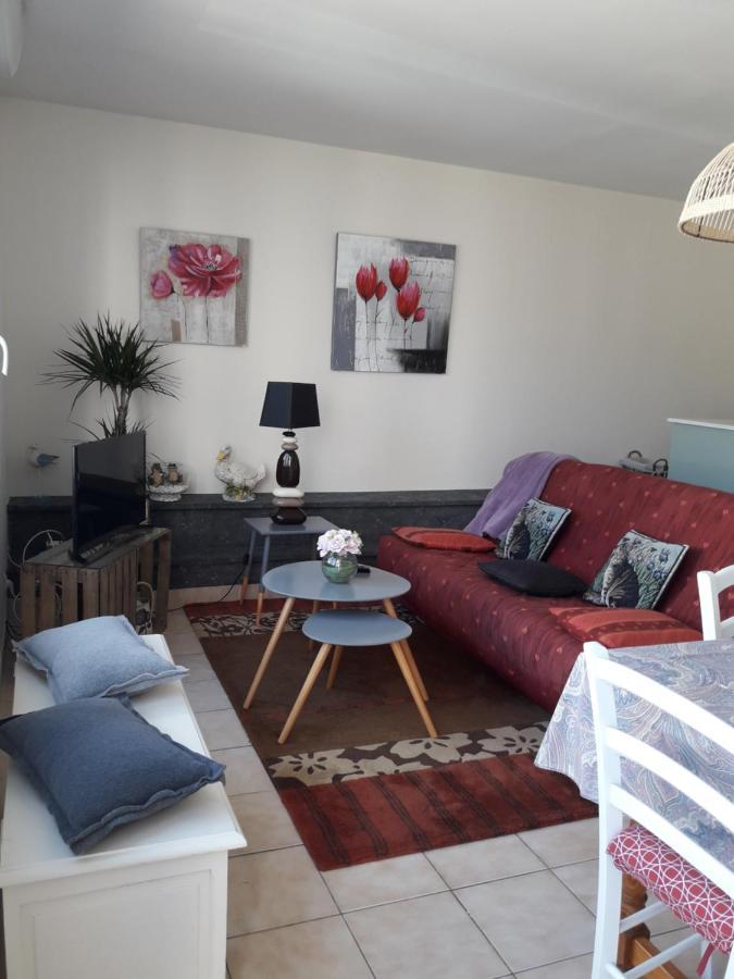 2 Personnes Hébergement de vacances *